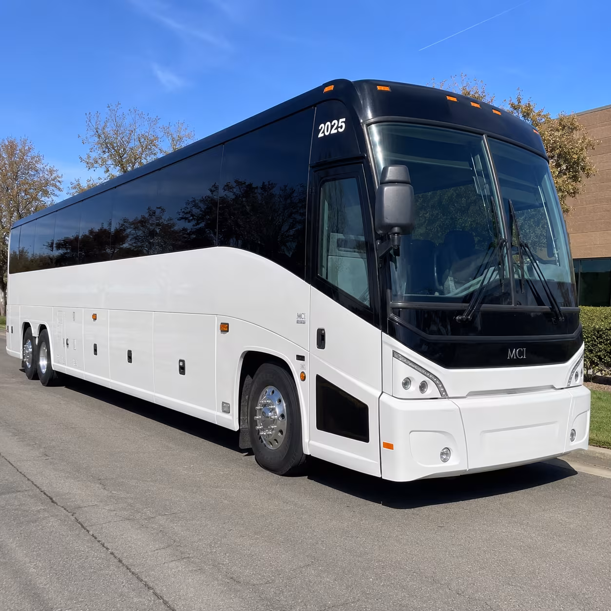 concert buses for greek theatre chase center and beyond