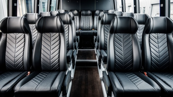 35 passenger minibus rental antioch